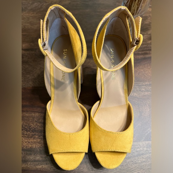SUN STONE Womens Yellow 1" Platform Reeta Round Toe Block Size 7 1/2 - Picture 2 of 4